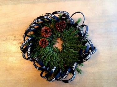 iamsecond_wristband_wreath_1