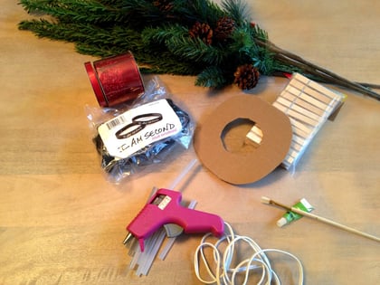 DIY_wristband_wreath_items